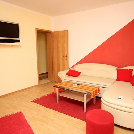 Apartments With A Parking Space Vinisce, Trogir - 4886 Стая снимка